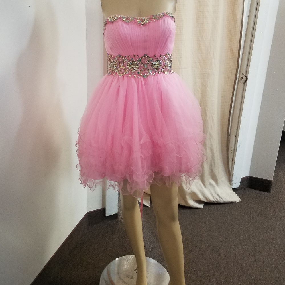 Fabuluxe size small homecoming dress